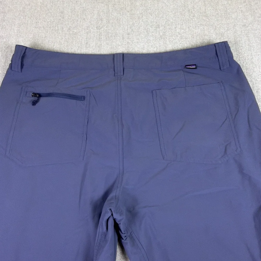 Patagonia Quandary Shorts Men Size 40 Forge Grey Gray Zip Cargo Hiking outdoors